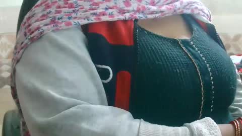 Snapshot of soni88888 chatting on December 29, 2024, 1:17 pm soni88888 online show from December 29, 2024, 1:17 pm