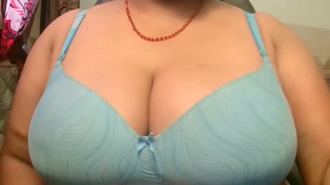 Snapshot of soni88888 chatting on February 19, 2025, 7:17 am soni88888 online show from February 19, 2025, 7:17 am