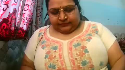 soni88888 online show from March 18, 2026, 6:05 am