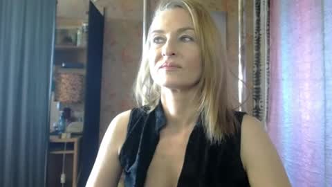 Sonia online show from April 21, 2026, 1:39 pm
