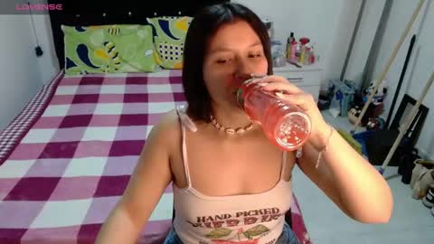 Snapshot of sonialatin69 chatting on June 1, 2026, 12:18 pm sonialatin69 online show from June 1, 2026, 12:18 pm