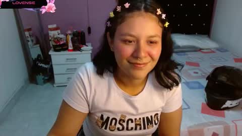 soniaplayass online show from February 3, 2025, 3:17 pm