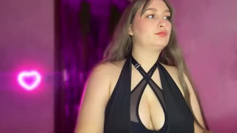 OksiFels online show from November 10, 2025, 11:15 pm