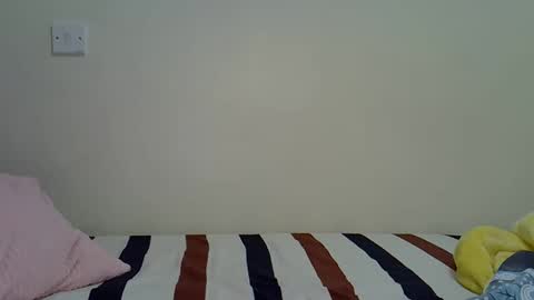 Snapshot of sonnia02 chatting on October 16, 2025, 4:02 am sonnia02 online show from October 16, 2025, 4:02 am