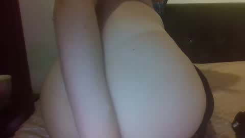 Sonnya online show from October 10, 2025, 4:28 pm