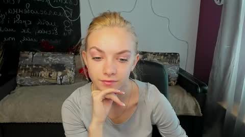 Sonya online show from April 23, 2026, 5:41 am