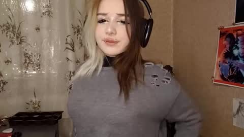 Snapshot of sonwosick chatting on February 24, 2026, 5:33 pm Mila online show from February 24, 2026, 5:33 pm