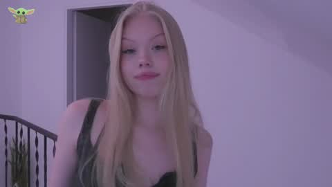 Snapshot of sonyaplush chatting on December 24, 2024, 8:16 pm Sonya Instagram Twitter sonyaplushgirl OnlyFans sonyaplush online show from December 24, 2024, 8:16 pm