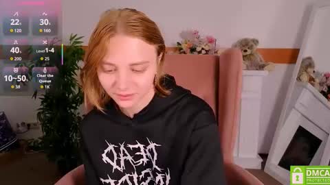 Litta online show from November 8, 2025, 10:41 pm