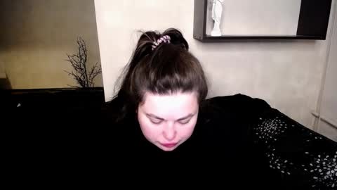 sophia__olsen online show from November 11, 2025, 6:24 am