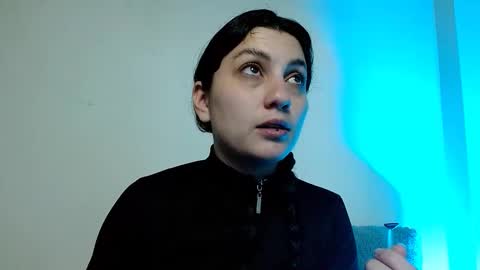 sophia hottie online show from November 7, 2025, 2:50 pm