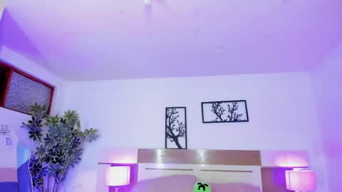 Snapshot of sophia_duarte_ chatting on May 13, 2026, 11:40 am sophia_duarte_ online show from May 13, 2026, 11:40 am