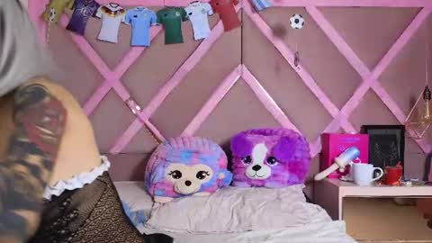 Snapshot of sophia_grand chatting on June 23, 2026, 5:05 am Sophia Grand online show from June 23, 2026, 5:05 am