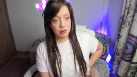 sophia_grants online show from February 17, 2026, 5:37 am