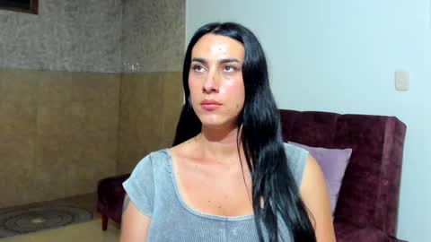 sophia CM online show from February 25, 2025, 2:14 am