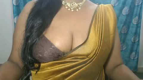 Snapshot of sophia_indian chatting on June 29, 2026, 10:15 am Sophia Tamil online show from June 29, 2026, 10:15 am