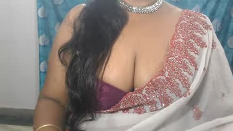 Snapshot of sophia_indian chatting on July 11, 2026, 5:54 am Sophia Tamil online show from July 11, 2026, 5:54 am