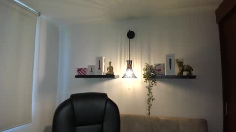 sophia_miller4 online show from March 15, 2026, 9:21 pm