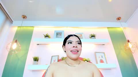 Sophi online show from March 28, 2026, 12:05 pm