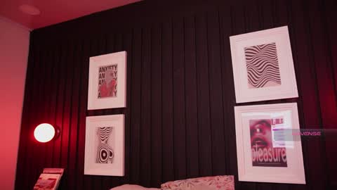 Sofi online show from April 15, 2026, 10:44 am