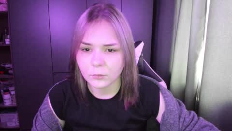 Sophia online show from December 22, 2025, 6:21 am