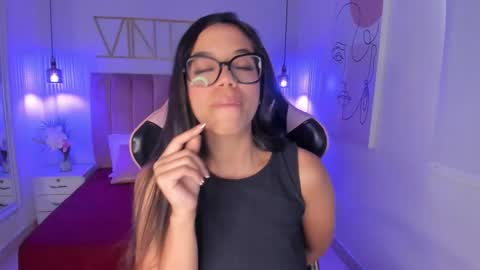 Snapshot of sophiaahill chatting on October 24, 2025, 9:00 pm Sophie Hill online show from October 24, 2025, 9:00 pm