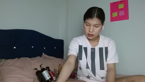 Sophia Bedford online show from December 16, 2024, 5:11 pm