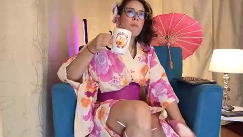 Snapshot of sophiadumont chatting on June 25, 2026, 12:42 pm Sophia online show from June 25, 2026, 12:42 pm