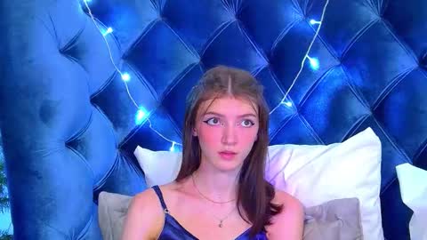 Snapshot of sophiaprove chatting on December 19, 2025, 3:41 pm SophiaProve online show from December 19, 2025, 3:41 pm