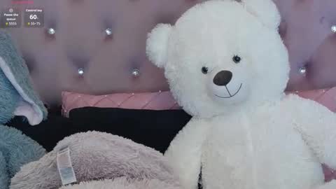 sophiastarr10 online show from October 29, 2025, 8:54 pm