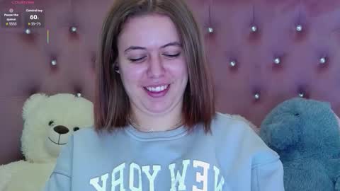 sophiastarr10 online show from December 16, 2025, 8:47 pm