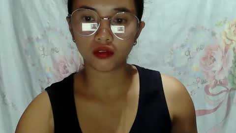 sophie_193 online show from May 10, 2026, 5:51 pm