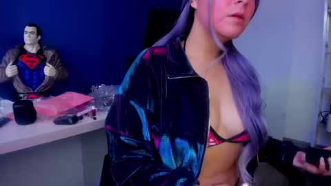  SOPHIE STORM  online show from November 19, 2025, 11:54 am