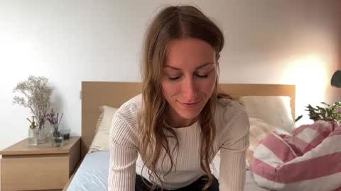 Snapshot of sophie_amalia chatting on September 30, 2025, 12:21 pm sophie_amalia online show from September 30, 2025, 12:21 pm