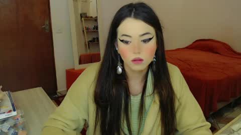 Snapshot of sophie_fantasy_hot chatting on June 8, 2026, 12:58 am Sophie Fantasys online show from June 8, 2026, 12:58 am