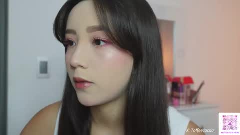 Snapshot of sophie_lii chatting on February 6, 2026, 12:37 am Sophie or Sof online show from February 6, 2026, 12:37 am