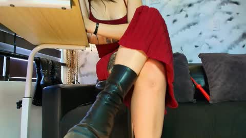 Snapshot of sophie_littles chatting on February 7, 2026, 1:26 pm Sophie online show from February 7, 2026, 1:26 pm