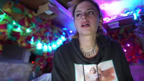 derpy derpington online show from January 31, 2025, 5:40 am