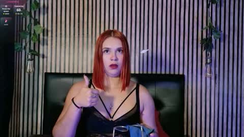 sophie_new25 online show from November 14, 2025, 1:32 pm