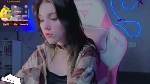 sophie_nomenal_ online show from January 14, 2026, 9:59 am