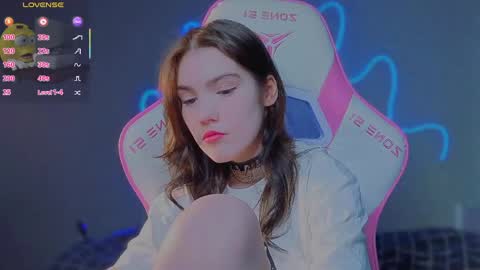 Snapshot of sophie_nomenal_ chatting on May 15, 2026, 11:34 pm sophie_nomenal_ online show from May 15, 2026, 11:34 pm