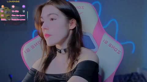 Snapshot of sophie_nomenal_ chatting on June 3, 2026, 4:12 pm sophie_nomenal_ online show from June 3, 2026, 4:12 pm