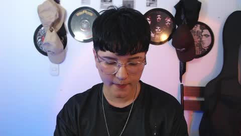 sophie_ross1 online show from April 9, 2026, 1:16 am