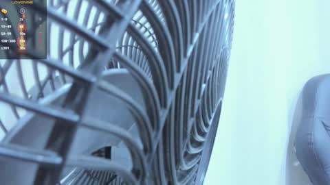 sophie_smith19 online show from December 2, 2025, 12:54 pm