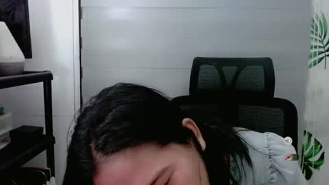 Snapshot of sophiebaley_ chatting on October 17, 2025, 7:38 pm Sophie online show from October 17, 2025, 7:38 pm