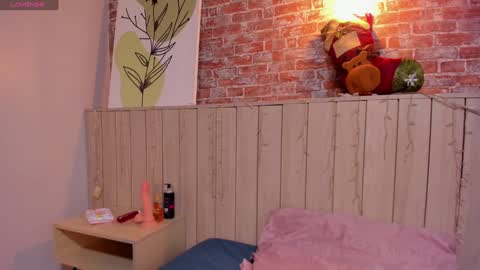 Sophie online show from December 26, 2024, 3:31 pm