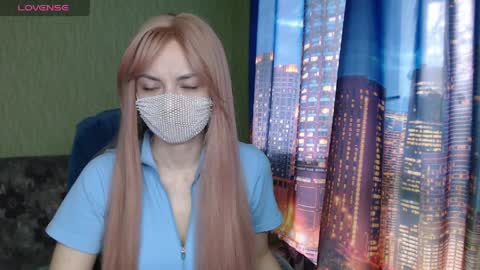 Sophie online show from April 1, 2026, 8:37 am