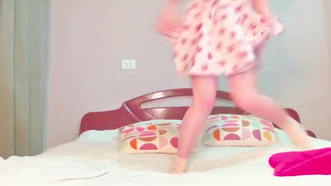 Snapshot of sophiechan69 chatting on January 16, 2025, 2:41 pm ShopieChan69 online show from January 16, 2025, 2:41 pm