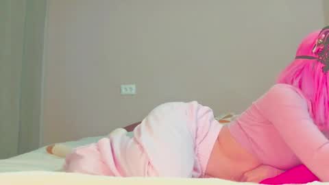 Snapshot of sophiechan69 chatting on November 15, 2025, 3:30 pm ShopieChan69 online show from November 15, 2025, 3:30 pm