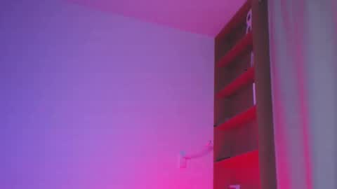 Snapshot of sophiediamond_x chatting on November 30, 2025, 5:28 pm sophiediamond_x online show from November 30, 2025, 5:28 pm